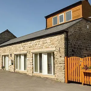  Holiday home Setch Barn